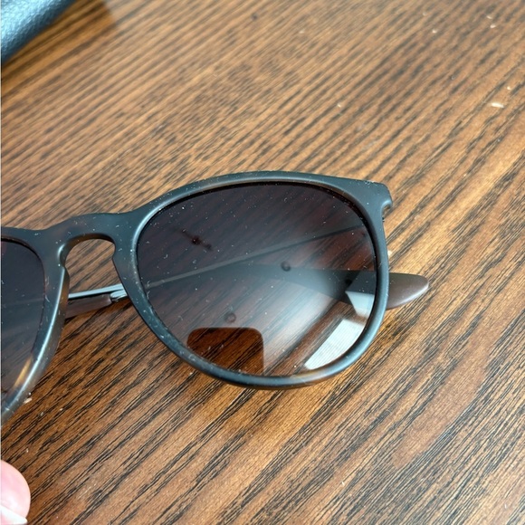 Ray-Ban Erika Classic Sunglasses in Matte Havana - Picture 12 of 15